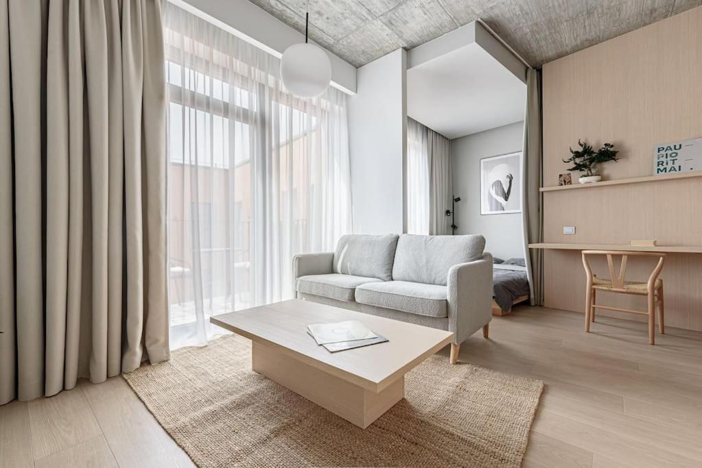 维尔纽斯Cozy Japanese Oasis With Balcony, Gramophone, Netflix公寓 外观 照片